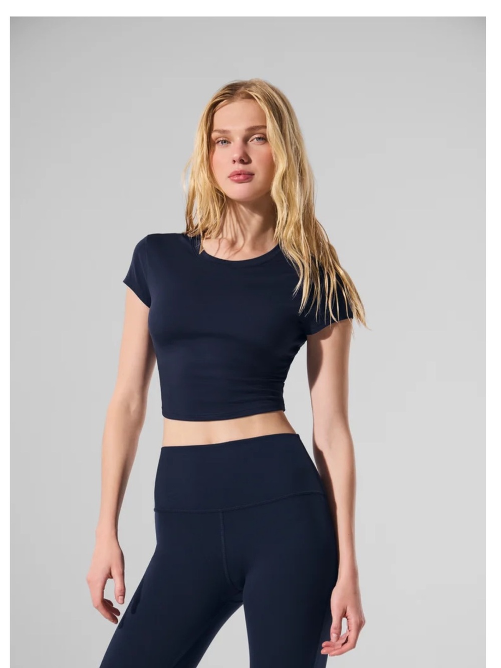 ALO Yoga Navy Short Sleeve Cropped Tee